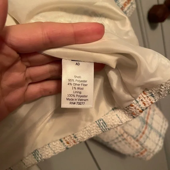 NWOT LC Lauren Conrad tweed blazer - Picture 3 of 4